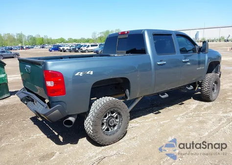 2009 Chevrolet Silverado 2500Hd Ltz z USA, uszkodzony, nr VIN 1GCHK63649F108969